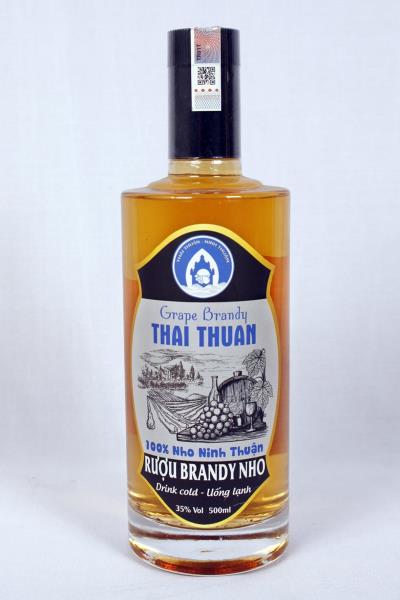 Rượu Brandy Nho Thái Thuận