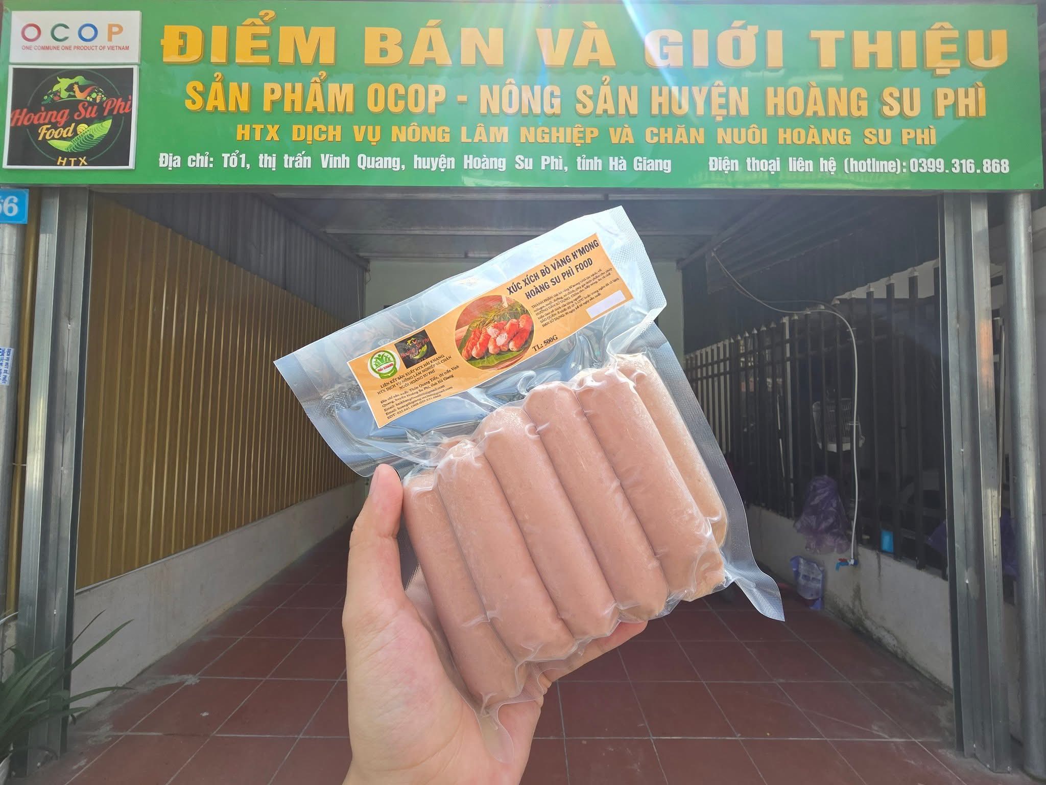 Xúc xích bò vàng H'Mông